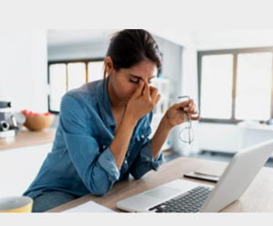 Hormone Replacement Therapy May Ease Menopausal Depression